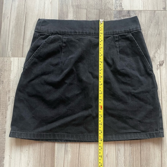 Topshop Black Denim Mini Skirt - Size 6 - Picture 12 of 13